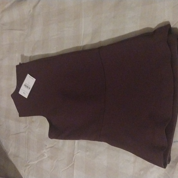 Ann Taylor - Picture 2 of 4